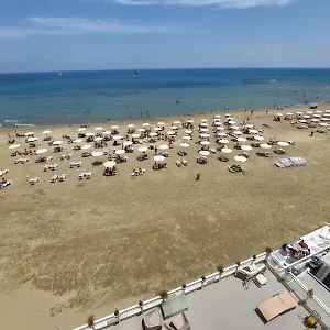 Serenity On Makenzy , Larnaca Cypr